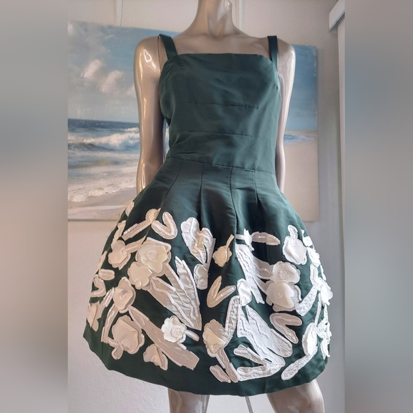 Oscar de la Renta Dresses & Skirts - ❤️BUY2️⃣GET1️⃣🆓 $6,740 NEW OSCAR DE LA RENTA GREEN WHT SILK FLORAL DRESS 8